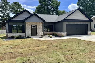 213 Lydia Dr, Bonaire, GA 31005 - Photo 1