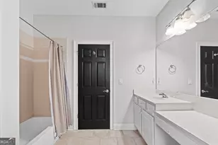 102 N Cove Dr, Peachtree City, GA 30269 - Photo 25