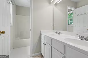 235 Manor Dr, Fayetteville, GA 30215 - Photo 47