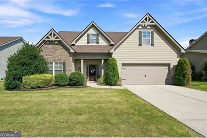 334 Red Cap Circle, Jefferson, GA 30549 - Photo 1