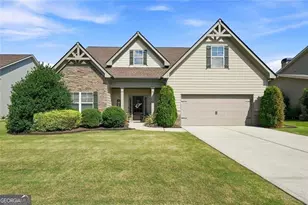 334 Red Cap Cir, Jefferson, GA 30549 - Photo 1