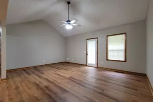 522 Carl-Cedar Hill Rd, Winder, GA 30680 - Photo 3