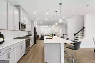 4090 Pierson Trce, Suwanee, GA 30024 - Photo 3