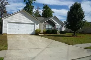 180 Waters Edge Dr, Locust Grove, GA 30248 - Photo 1