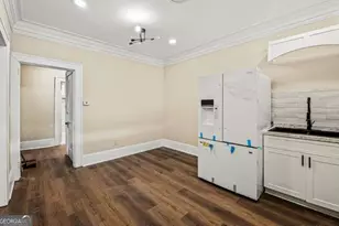 684 S Elizabeth Pl NW, Atlanta, GA 30318 - Photo 7