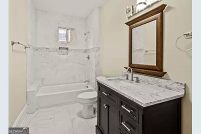 684 S Elizabeth Place NW, Atlanta, GA 30318 - Photo 11