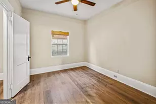 684 S Elizabeth Pl NW, Atlanta, GA 30318 - Photo 13