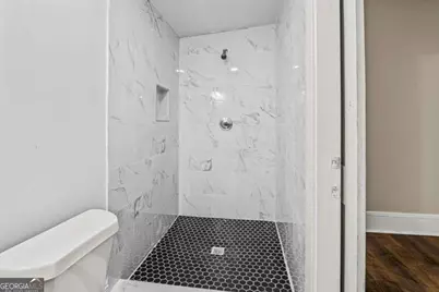 684 S Elizabeth Place NW, Atlanta, GA 30318 - Photo 15