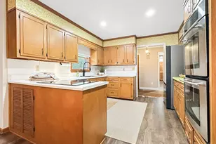 330 Sharon Dr, Fayetteville, GA 30214 - Photo 3