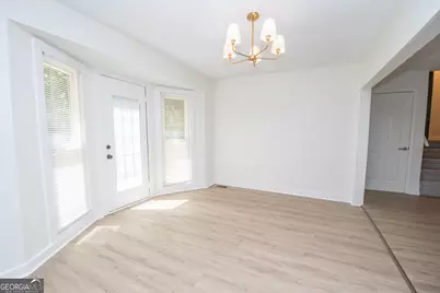 240 Hearthstone Drive W, Newnan, GA 30263 - Photo 11
