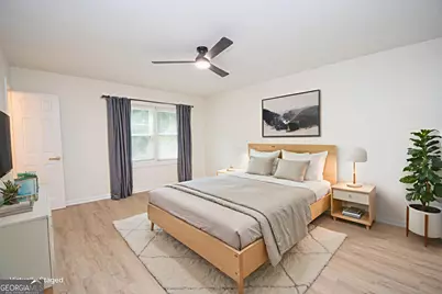 240 Hearthstone Drive W, Newnan, GA 30263 - Photo 19