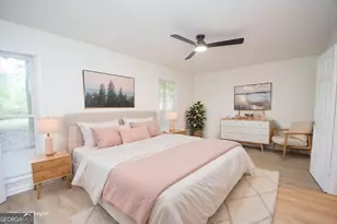 240 Hearthstone Dr W, Newnan, GA 30263 - Photo 25