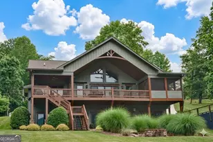 577 Beech Cove Dr, Hiawassee, GA 30546 - Photo 1