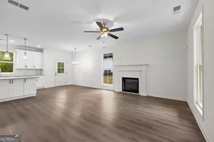 37 Ray St, Newnan, GA 30263 - Photo 5