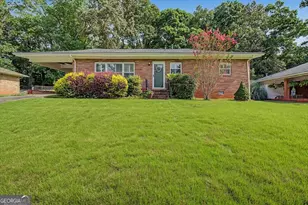 134 Larose Cir SE, Marietta, GA 30060 - Photo 1