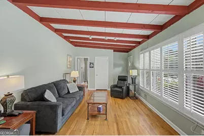 134 Larose Circle SE, Marietta, GA 30060 - Photo 5