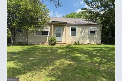 135 Fairview Avenue, Hartwell, GA 30643 - Photo 1