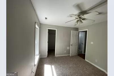61 Clearwater Road, Sharpsburg, GA 30277 - Photo 9