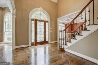 9485 Nesbit Lakes Drive, Alpharetta, GA 30022 - Photo 3