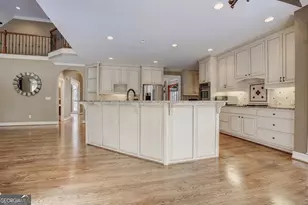 9485 Nesbit Lakes Dr, Alpharetta, GA 30022 - Photo 17