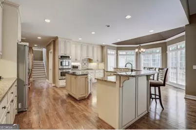 9485 Nesbit Lakes Drive, Alpharetta, GA 30022 - Photo 11