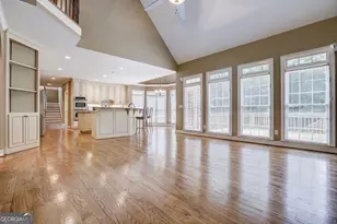9485 Nesbit Lakes Dr, Alpharetta, GA 30022 - Photo 11