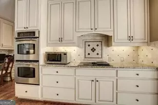 9485 Nesbit Lakes Dr, Alpharetta, GA 30022 - Photo 15