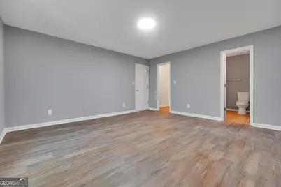 9202 Fairway Court, Riverdale, GA 30274 - Photo 11