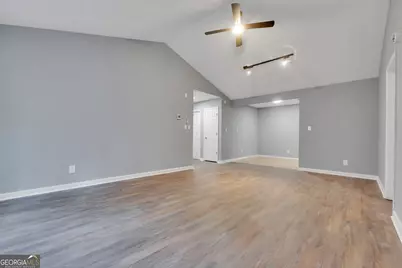 9202 Fairway Court, Riverdale, GA 30274 - Photo 5
