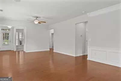 329 Sandy Springs Drive, Griffin, GA 30223 - Photo 13