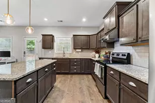 217 Cliffhaven Cir, Newnan, GA 30263 - Photo 11