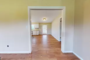 122 Wanda Ln, Swainsboro, GA 30401 - Photo 5