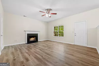 2397 Rambling Way, Lithonia, GA 30058 - Photo 11
