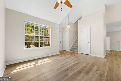 2397 Rambling Way, Lithonia, GA 30058 - Photo 5