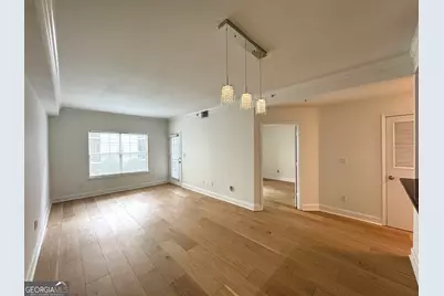 1074 Peachtree Walk NE #B220, Atlanta, GA 30309 - Photo 5