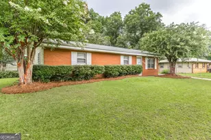 213 Debra Dr, Warner Robins, GA 31088 - Photo 3