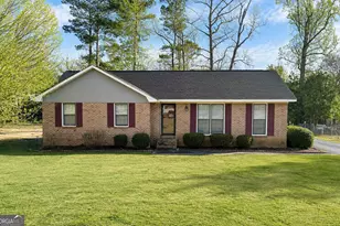 218 Cosby Dr, Lagrange, GA 30241 - Photo 1