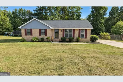 218 Cosby Drive, Lagrange, GA 30241 - Photo 3