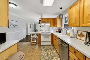 654 Joel Dr, Marietta, GA 30066 - Photo 5