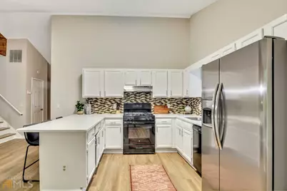 2025 Winsburg Drive NW, Kennesaw, GA 30144 - Photo 5