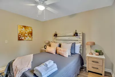 2025 Winsburg Drive NW, Kennesaw, GA 30144 - Photo 17