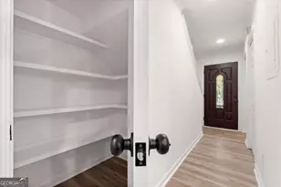 4147 N Gloucester Pl, Atlanta, GA 30341 - Photo 7