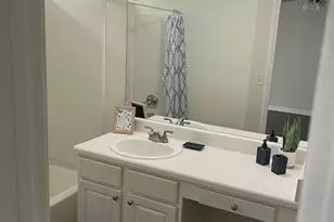 2537 Walden Lake Dr, Decatur, GA 30035 - Photo 11