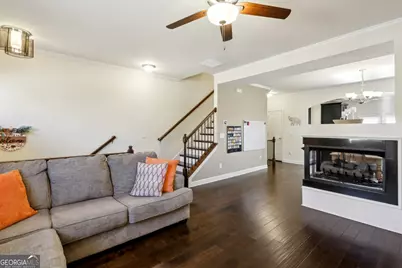7395 Glisten Avenue, Sandy Springs, GA 30328 - Photo 5