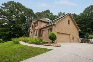 2365 Friars Gate Dr, Lawrenceville, GA 30043 - Photo 3