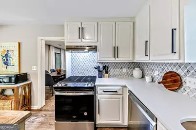 527 Charing Cross Drive, Marietta, GA 30066 - Photo 11