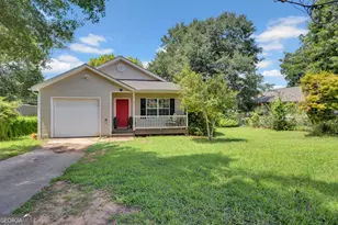 1159 Bell Cir, Madison, GA 30650 - Photo 1