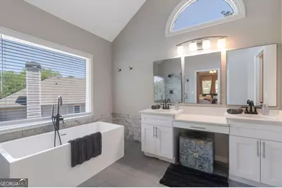 10640 Victory Gate Drive, Johns Creek, GA 30022 - Photo 25