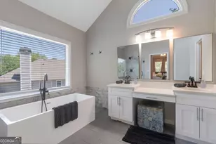 10640 Victory Gate Dr, Johns Creek, GA 30022 - Photo 25