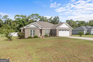 221 Fallen Leaf Dr, Brooklet, GA 30415 - Photo 1